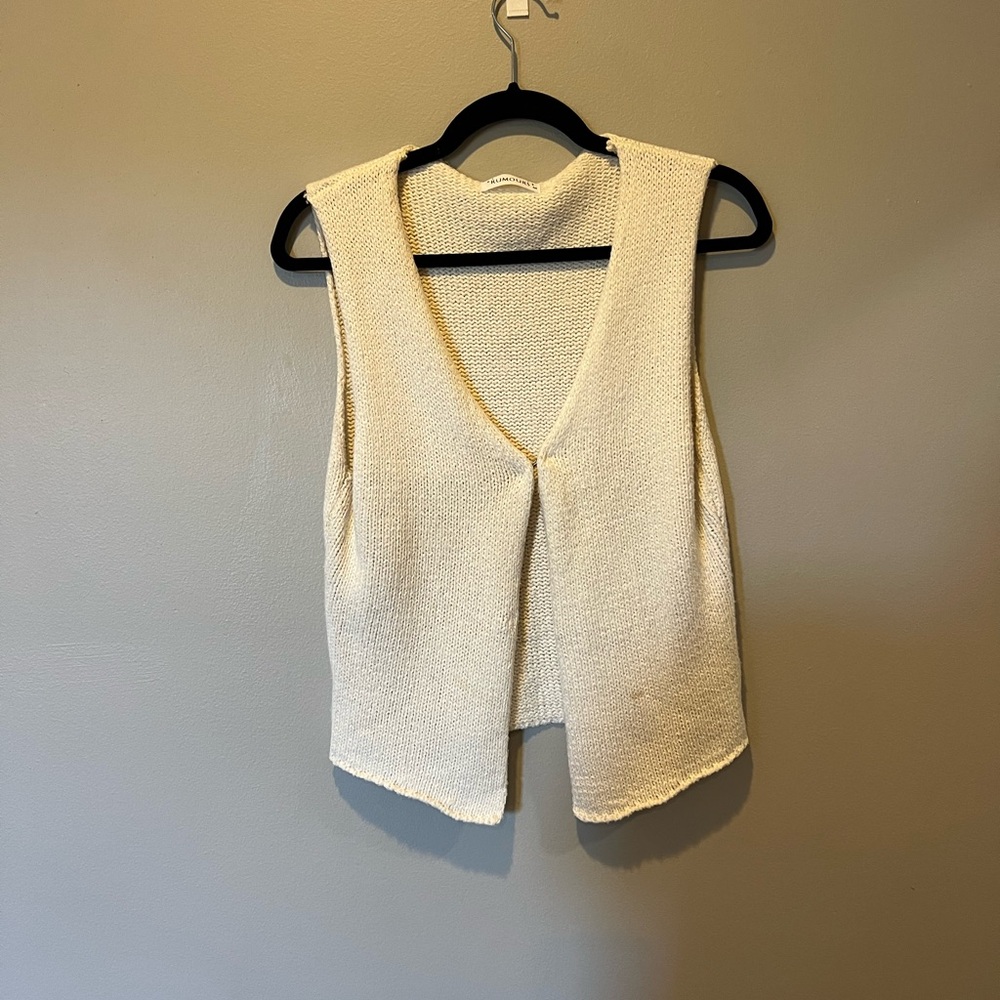 Rumored knit vest - SOLD ON DEPOP